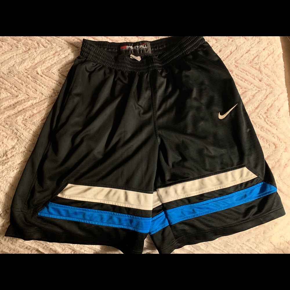 Nike shorts- blue Large